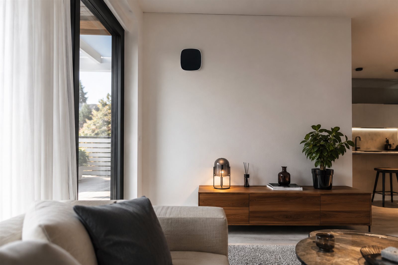 Novarius WE Innenhaube sichtbar an der Wohnraumwand